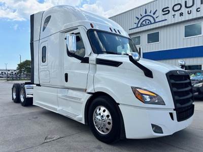 Freightliner Cascadia 126 Sleeper Semi Truck - 72" Raised Roof Sleeper, Detroit 505HP