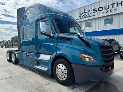 Freightliner Cascadia 126 Sleeper Semi Truck - 72" Raised Roof Sleeper, Detroit 455HP