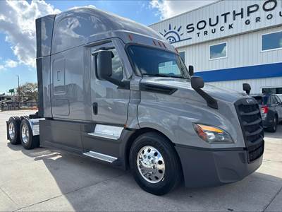 Freightliner Cascadia 126 Sleeper Semi Truck - 72" Raised Roof Sleeper, Cummins 450HP