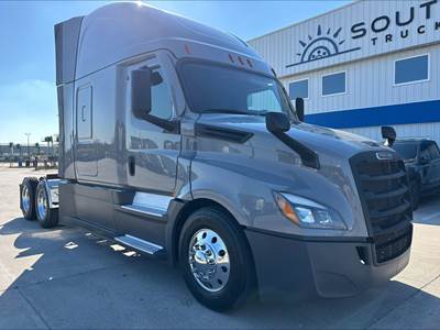 Freightliner Cascadia 126 Sleeper Semi Truck - 72" Raised Roof Sleeper, Cummins 450HP