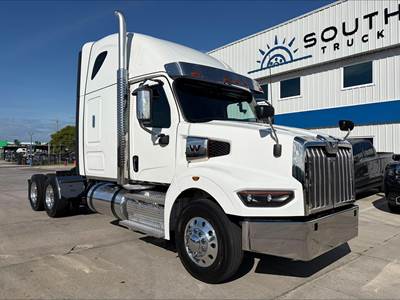 Western Star 49X Sleeper Semi Truck - Detroit 505HP