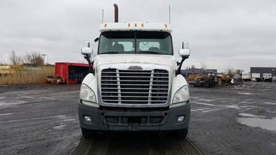 Freightliner Cab Assembly for a 2010 Freightliner CASCADIA PX125064S