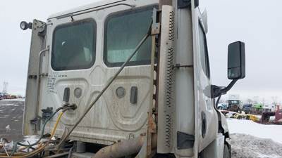Freightliner Cab Assembly for a 2017 Freightliner CASCADIA PX125064S