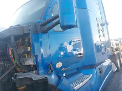 Kenworth T680 Cab Assembly for a 2015 Kenworth T-680