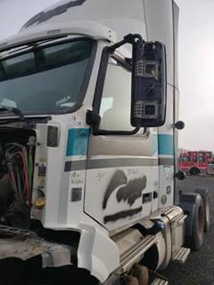 Volvo VNL Cab Assembly