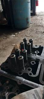 Cummins Cylinder Head