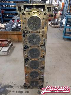 Detroit DD13 Cylinder Head