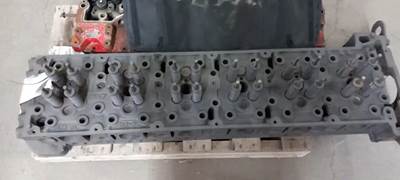 Detroit DD15 Cylinder Head for a 2011 Freightliner CASCADIA