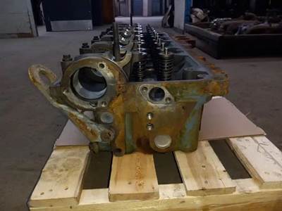 Detroit Cylinder Head