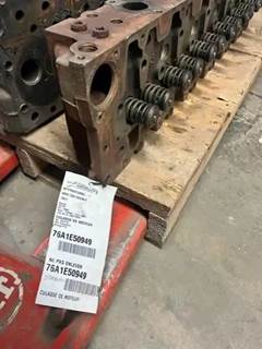 International Cylinder Head for a 1997 International 4900 CAB DOUBLE