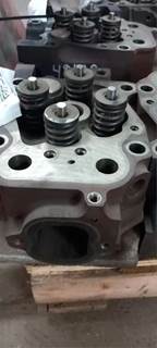Mercedes-Benz OM-460LA CID781 Cylinder Head