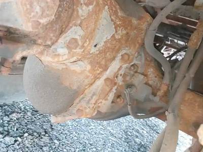 Eaton DD405 Front Differential for a 1997 Peterbilt 385