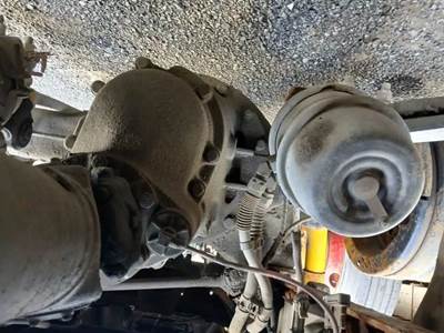 Eaton DS-404P Front Differential for a 2001 Sterling A9500