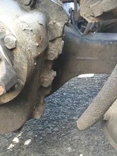 Eaton DSH-40 Front Differential for a 2007 Kenworth T-600