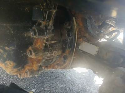 Eaton-Spicer DSH-40 Front Differential for a 2015 Peterbilt 567