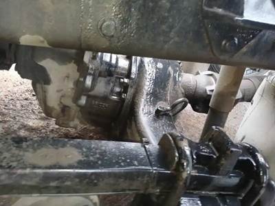 Eaton-Spicer DSP40 Front Differential for a 2012 Peterbilt 386
