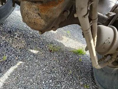 Eaton-Spicer DSP41 Front Differential for a 2011 Peterbilt 386
