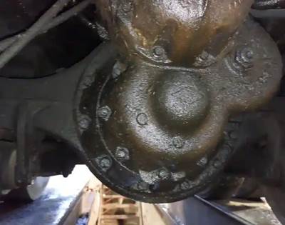 INTER RA472F Front Differential for a 1988 International S-1954