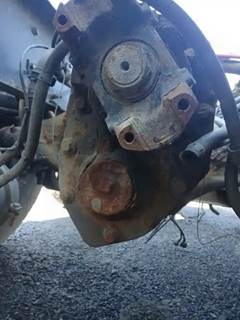 Meritor MD2014X Front Differential for a 2013 Volvo VNL