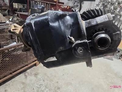 Meritor MDL2014X Front Differential for a 2021 Volvo