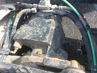 Meritor-Rockwell RD20-145 Front Differential for a 2009 Volvo VNL