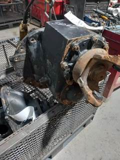 Meritor-Rockwell RD20-145 Front Differential for a 2003 Freightliner FLD-120