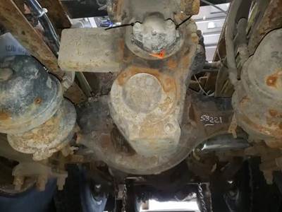 Meritor-Rockwell RP20-145 Front Differential for a 2005 Freightliner COLUMBIA CL-120