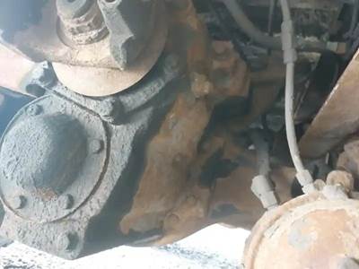 Meritor-Rockwell RP20-145 Front Differential for a 1995 International 9200