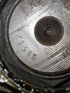 Meritor-Rockwell RP20-145 Front Differential for a Freightliner