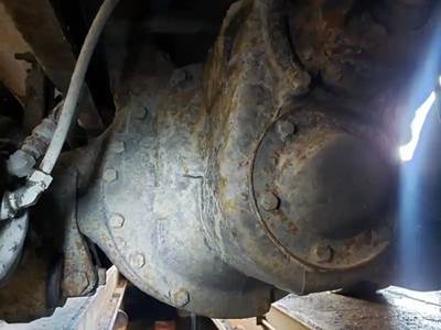 Meritor-Rockwell RT46-160 Front Differential for a 2009 Autocar WX C/O