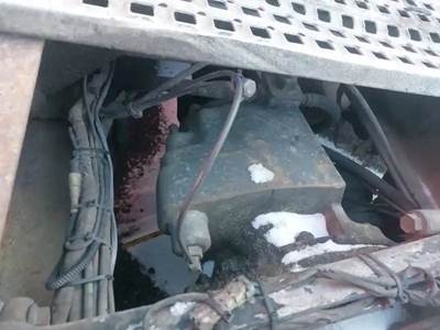 Rockwell RD20145 Front Differential for a 2008 Volvo VNL