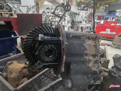 Rockwell RP20145 Front Differential for a 2006 International 9400I