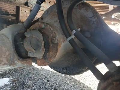 Dana 4700 Rear Differential for a 1999 International 4700