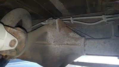 Dana Rear Differential for a 2003 Ford E-350 MINI-BUS