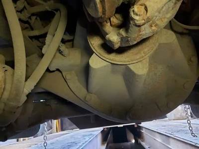 Dana R46-170D Rear Differential for a 2009 International 7600 WORKSTAR