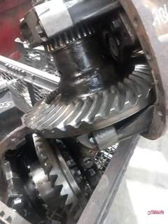 Dana R46-170D Rear Differential