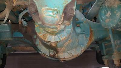 Dana RDH40 Rear Differential for a 2008 Western Star 4900SA