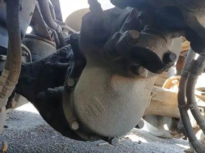 Dana-Spicer DSP41 Rear Differential for a 2011 Kenworth T-800