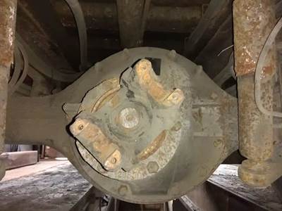 Eaton 19060S Rear Differential for a 1997 GMC T6500 C/O