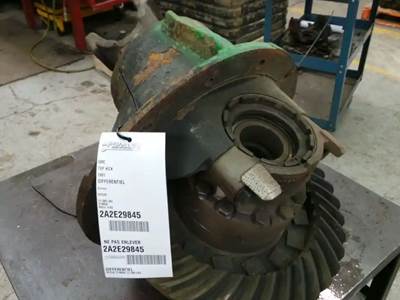 Eaton 21065S Rear Differential for a 1991 GMC TOP KICK