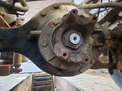 Eaton 22060S Rear Differential for a 2009 International 4300 DURASTAR