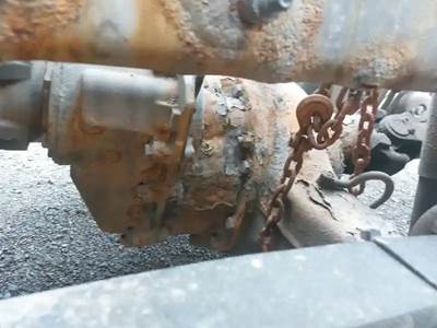 Eaton DSP40 Rear Differential for a 2013 Peterbilt 386