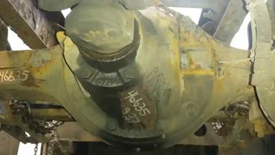 Eaton Rear Differential for a 2001 Mack CH-613