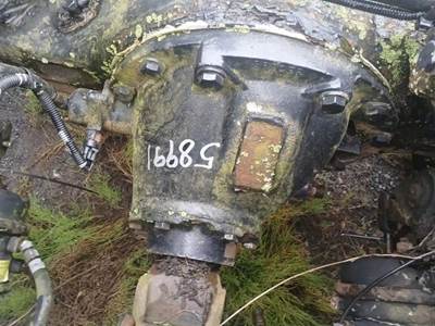 Eaton Rear Differential for a 2015 Peterbilt 567