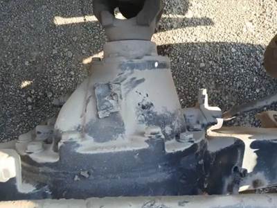 Eaton RDP40 Rear Differential for a 2012 Peterbilt 386