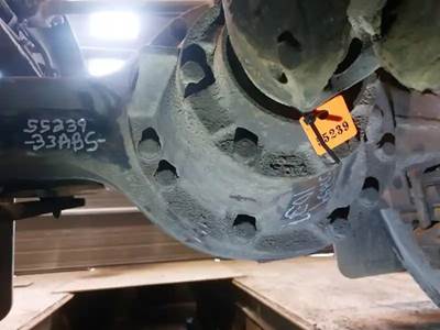 Eaton RS-404 Rear Differential for a 2011 Freightliner CASCADIA PX125064S T