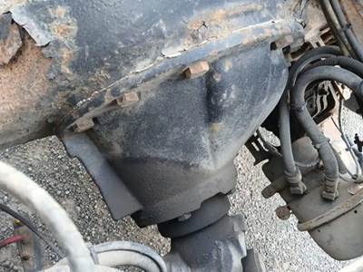 Eaton RS-404 Rear Differential for a 2001 Sterling A9500