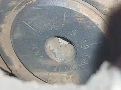 Eaton RS402 Rear Differential for a Freightliner