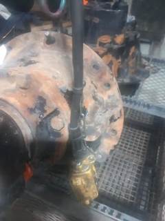 Eaton RS404 Rear Differential for a 1999 International 9200