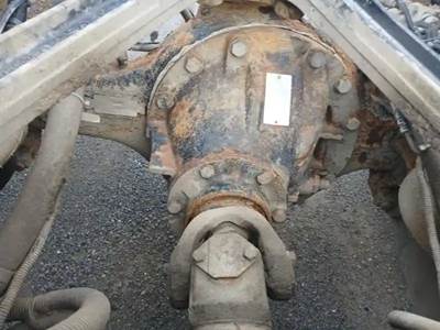 Eaton RSP40 Rear Differential for a 2007 Kenworth T-800